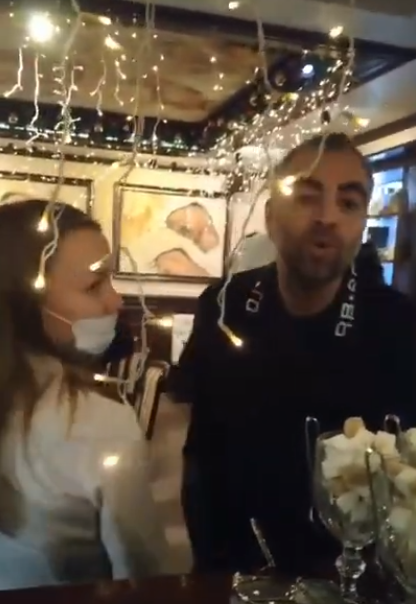 Простите, что фото некачественное. Это он, ругался, когда всё произошло. Я его сфоткала