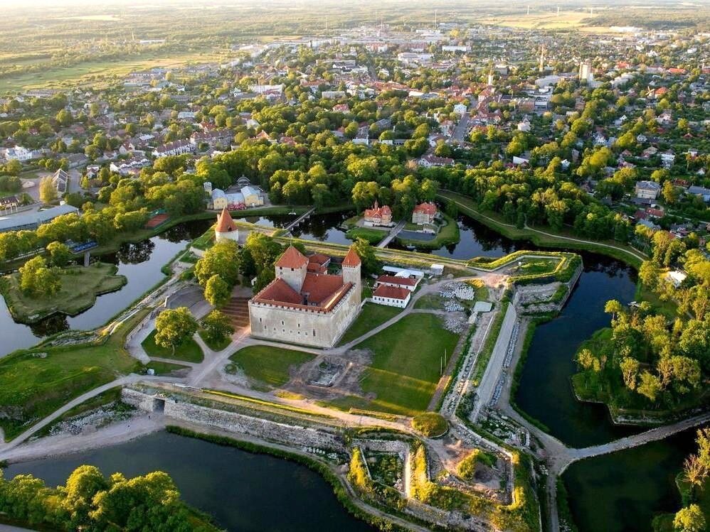 Замок Аренсбург, Курессааре. Фото: Goodtimetravel.ru
