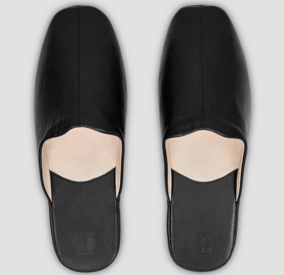 Домашние тапочки ГЛЕН, цена от 14 990 рублей. Фото: togas.com/ru/domashnie-tapochki-glen.html