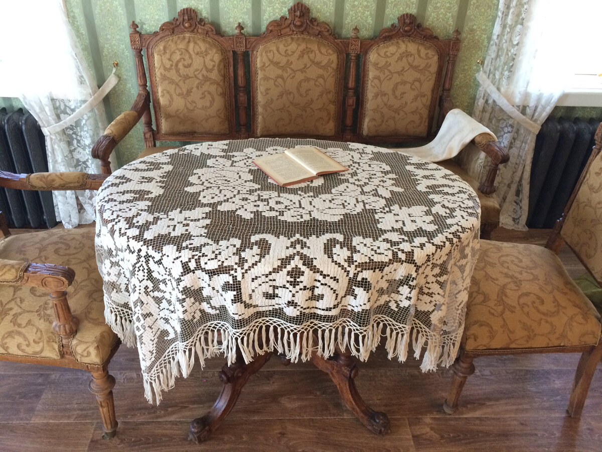 Гостиная в музее «Дом Агапова», Суздаль.