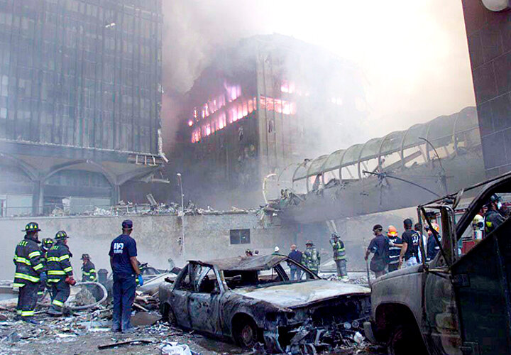 11 СЕНТЯБРЯ 2001 ГОДА. ПОСЛЕДСТВИЯ КАТАСТРОФЫ. ФОТО: STEVE WOOD - CODE - / GLOBALLOOKPRESS 