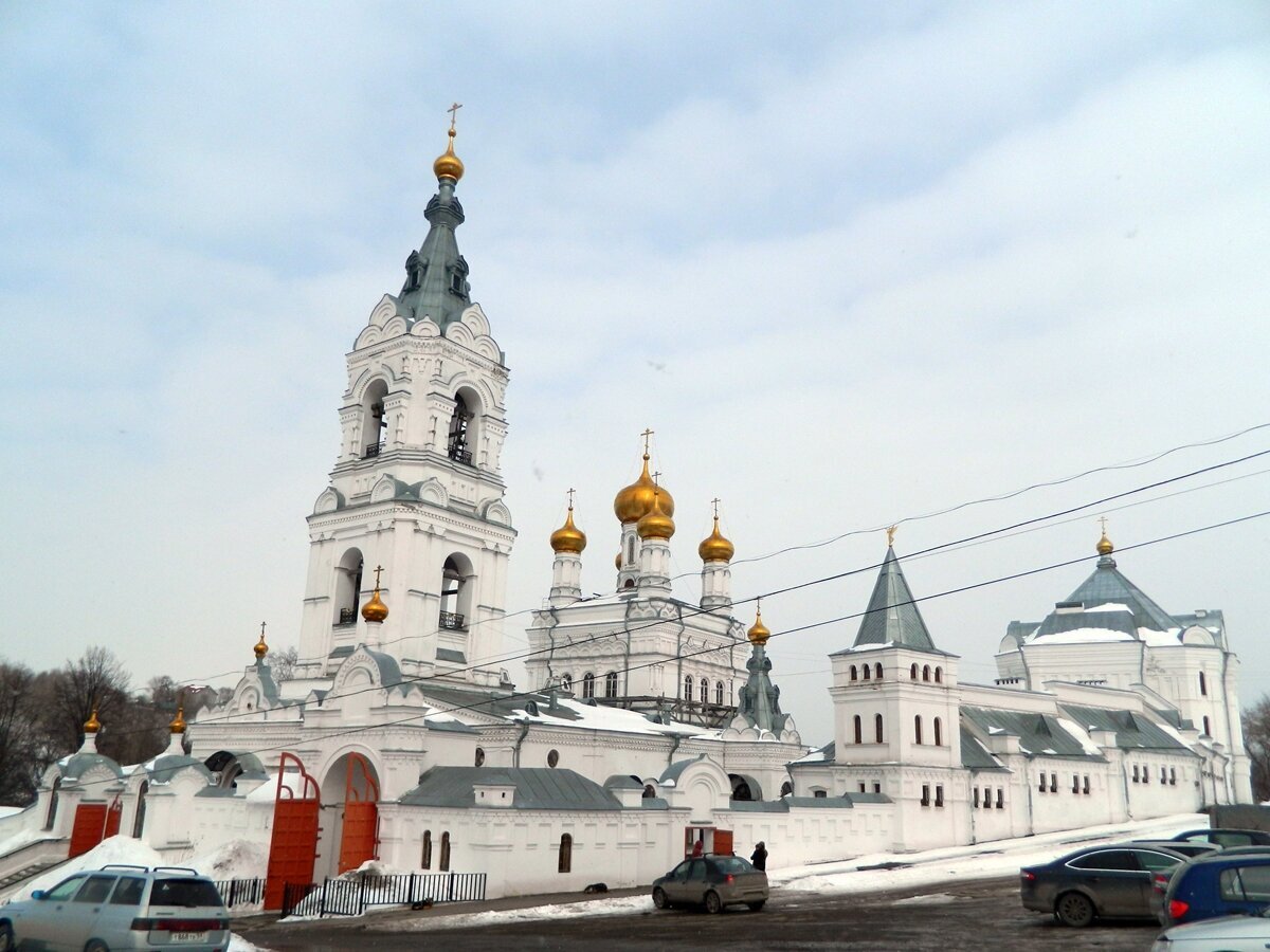 С этого места начинается экскурсия в райский сад в Перми