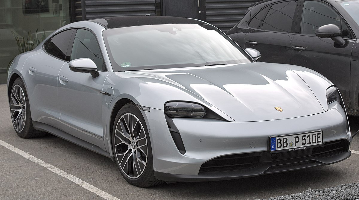 Porsche Taycan 