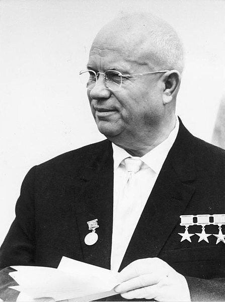 Никита Сергеевич Хрущёв (1894-1971 гг.). Источник: Bundesarchiv, Bild 183-B0628-0015-035.