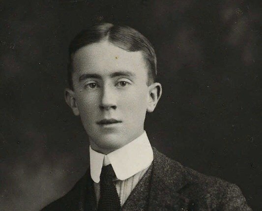 Дж. Р. Р. Толкиен в молодости