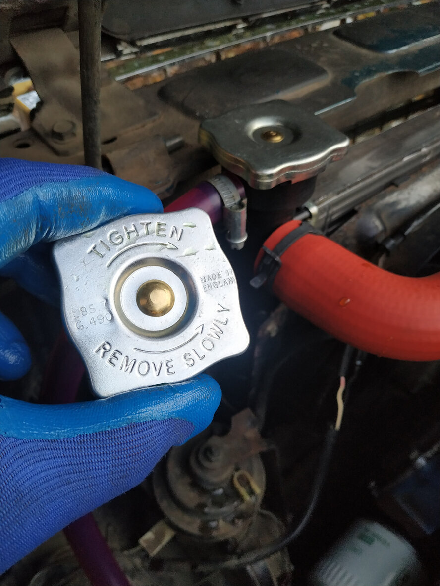 Замена на недорогой годный аналог ничего не дала.