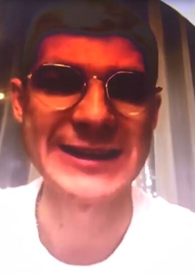 Другое фото "предпринимателя"