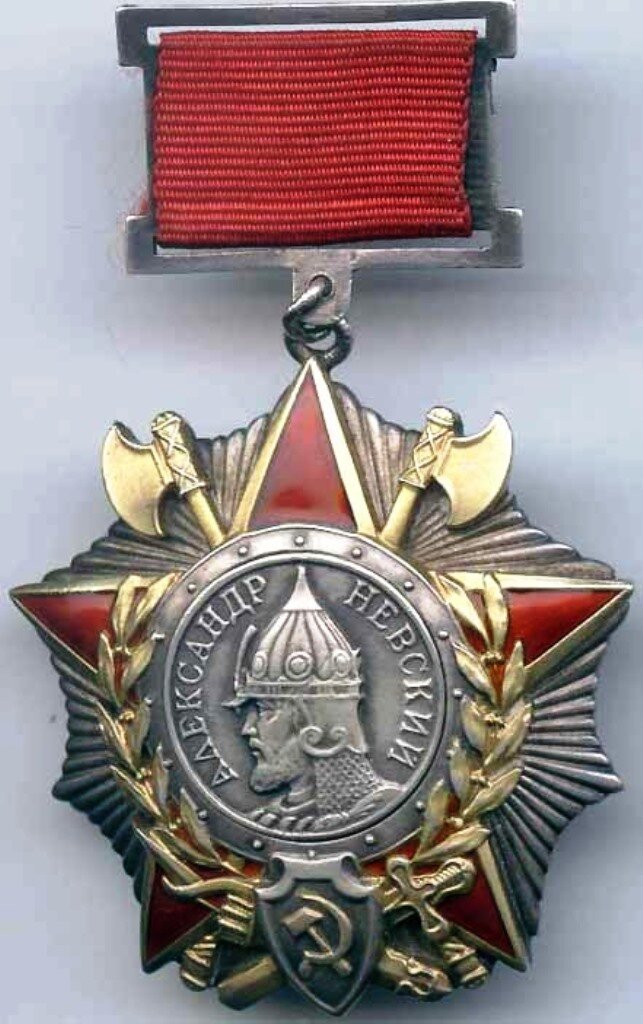 Аверс Советского ордена Александра Невского, 1942 год.