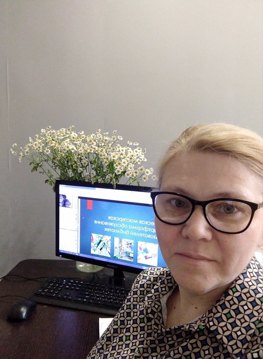 Студентка 1 курса специальности "Библиотековедение" Тульского областного колледжа культуры и искусства Васильева Ольга