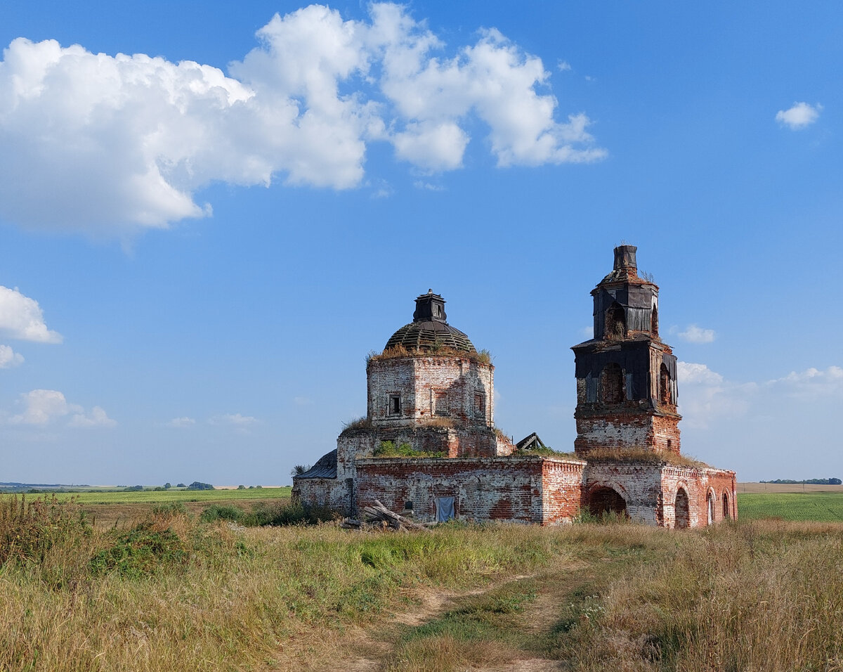 Преображенская церковь.