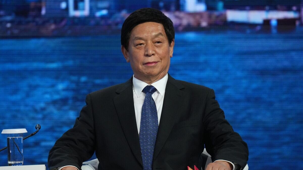    Председатель постоянного комитета Всекитайского собрания народных представителей Ли Чжаньшу на пленарном заседании в рамках Восточного экономического форума во Владивостоке© РИА Новости / Алексей Даничев