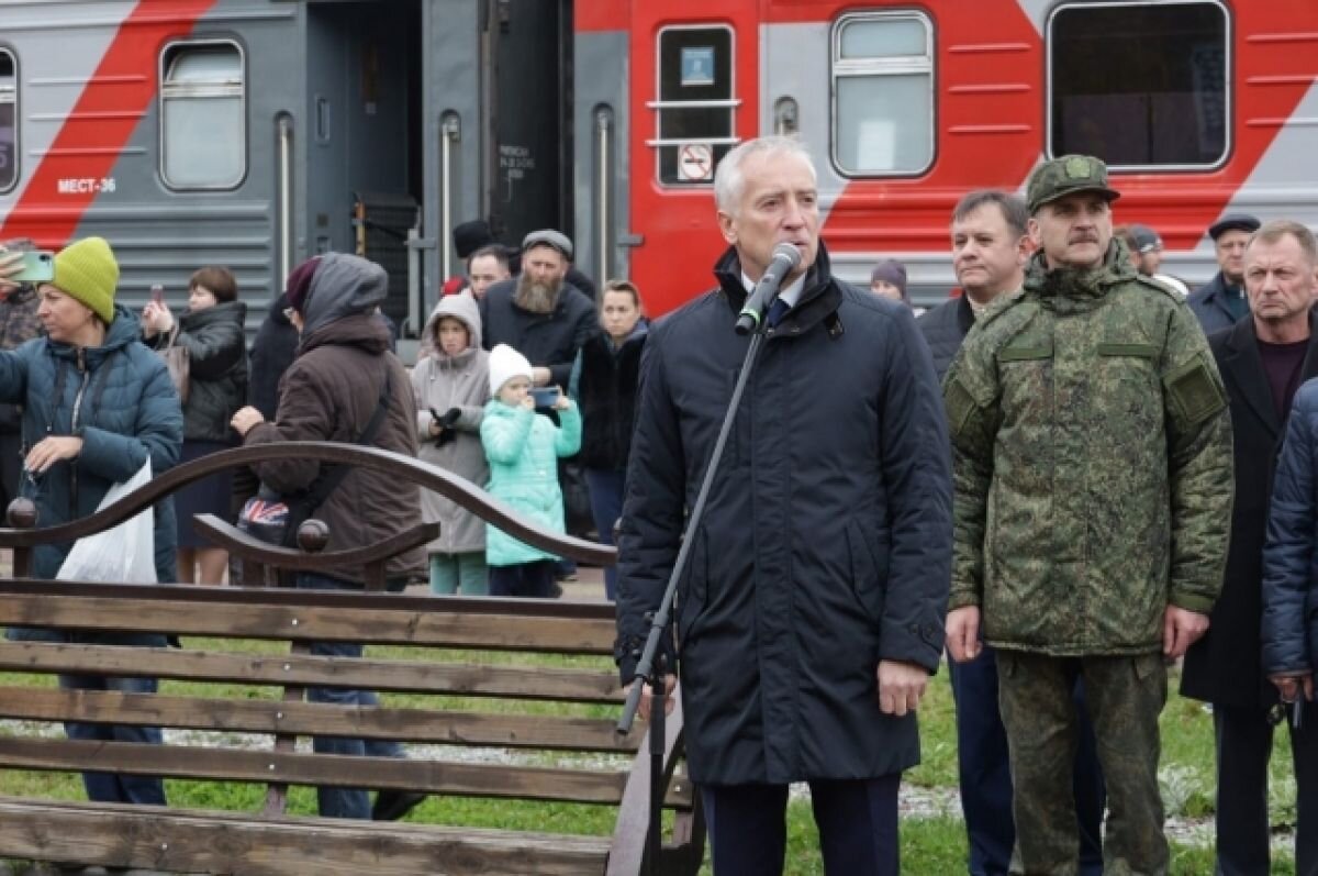    Томский губернатор вылетел в Екатеринбург на встречу с мобилизованными