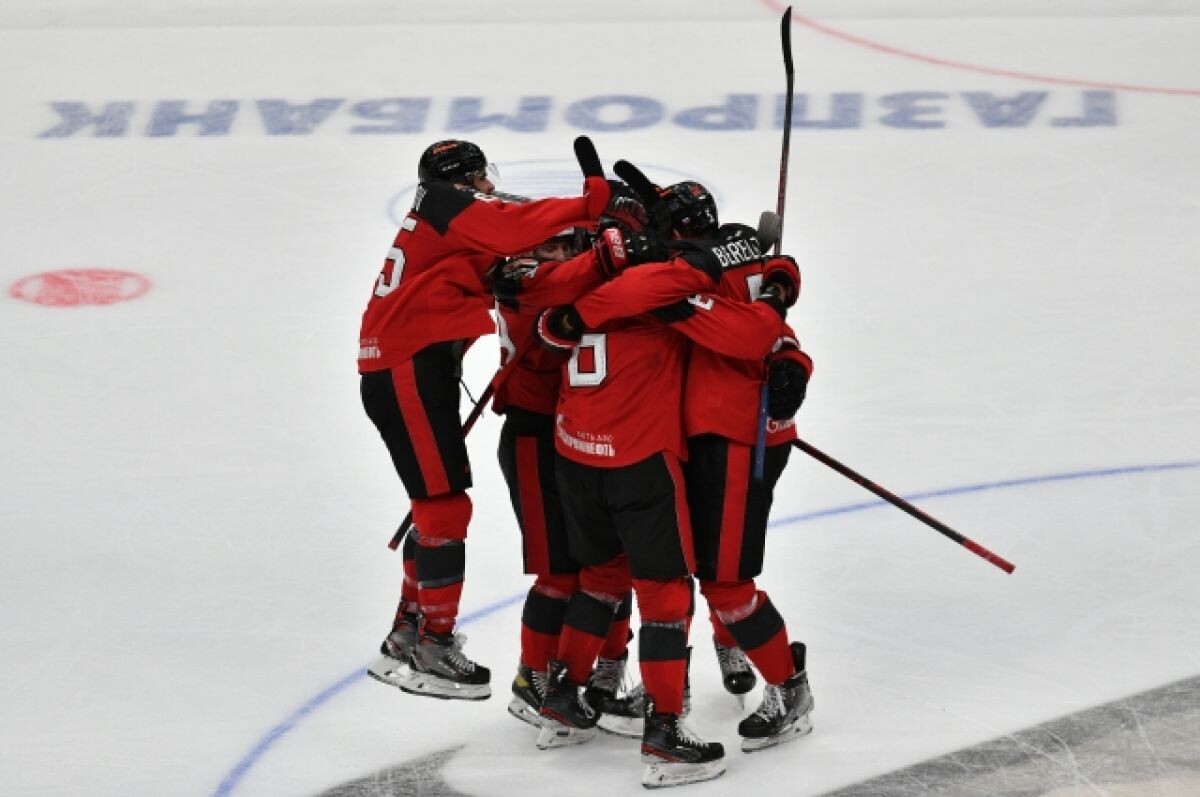    Первый матч омского «Авангарда» с новым тренером закончился победой