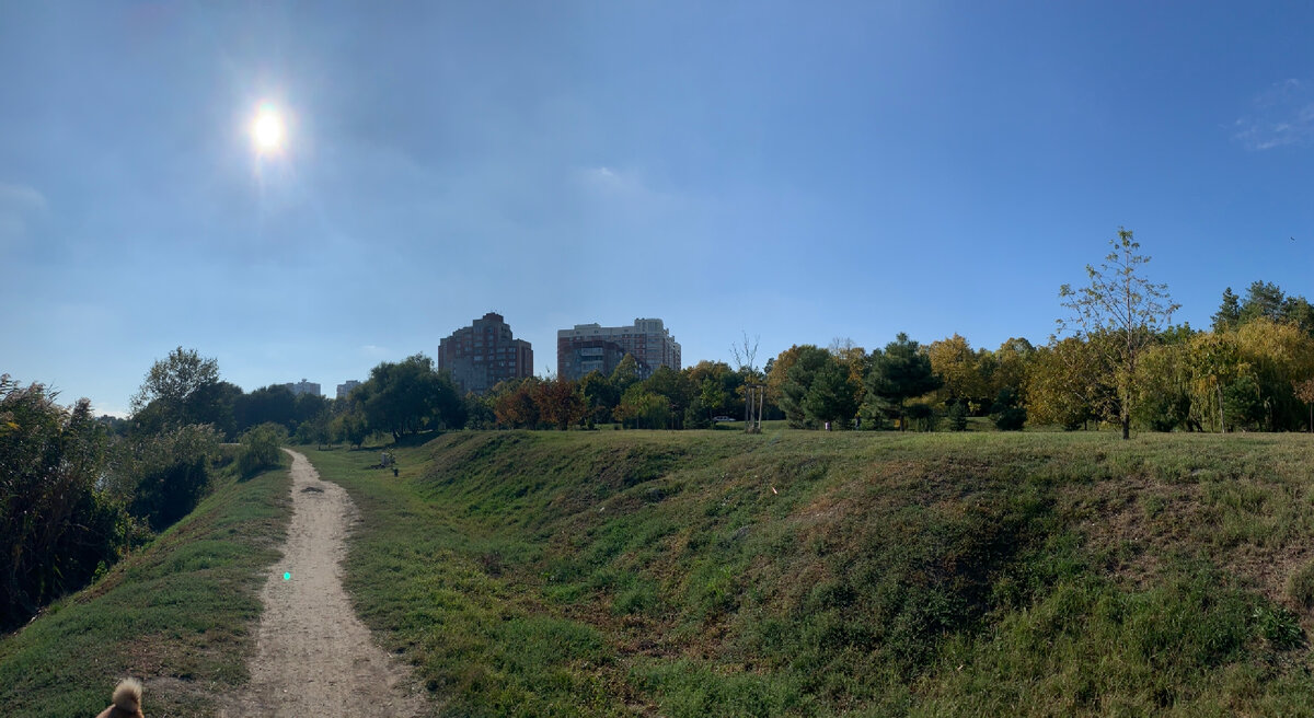 На солнце тепло, в тени шубу надеть охота 😁 фото автора 