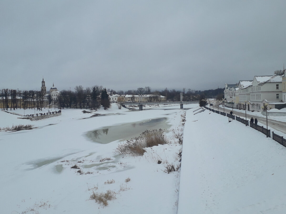 31 декабря 2022 11:52 Тверца в Торжке.