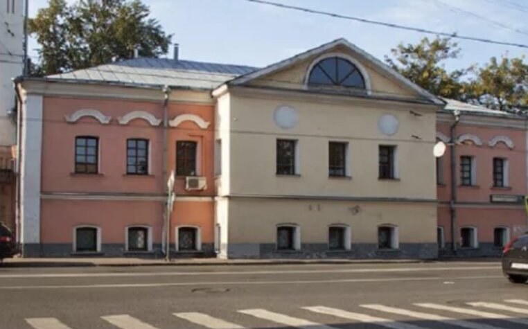    Путевой дворец Василия III, фото автора