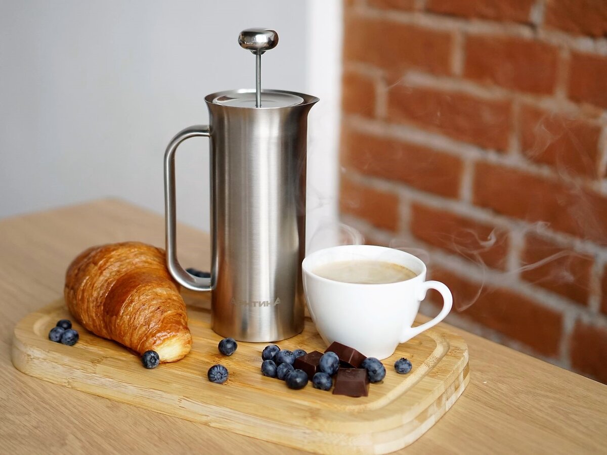 Вакуумный френч-пресс «Арктика» серии 905 продлит утро и создаст настроение на весь день.