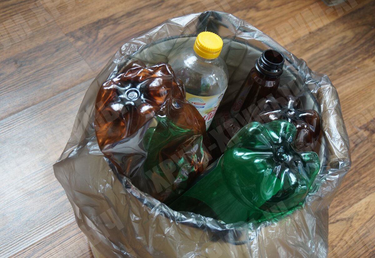 🤔 Что делать с пустыми пластиковыми бутылками?