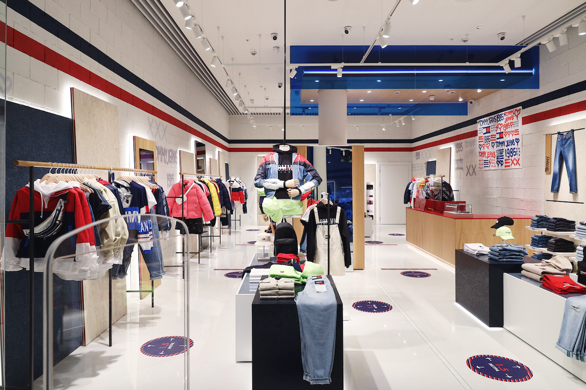 Us Polo Авиапарк. Armani Exchange Авиапарк. Lacoste Авиапарк. ЦУМ Авиапарк.