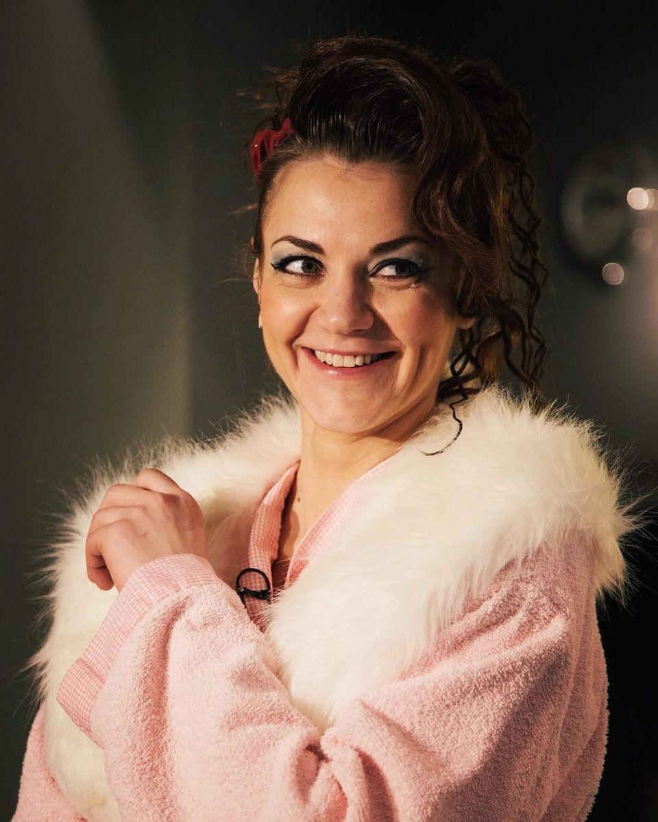 Анна Уколова