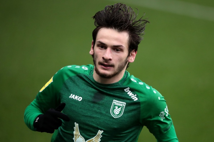 Полузащитник Хвича Кварацхелия