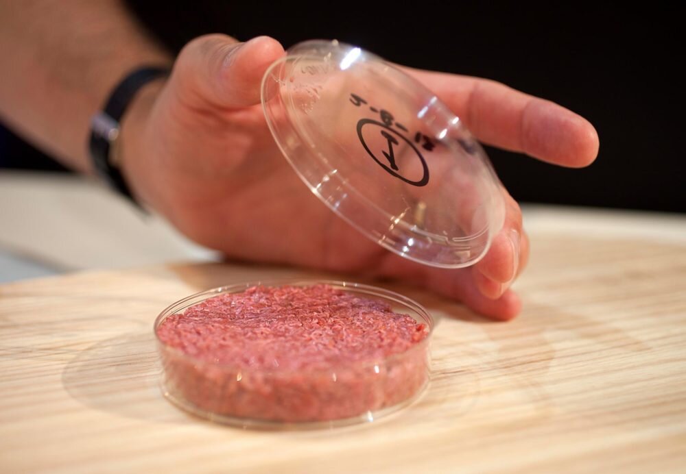 Первый лабораторный «гамбургер» в Нидерландах от Mosa Meat стоил больше 250 тыс. евро