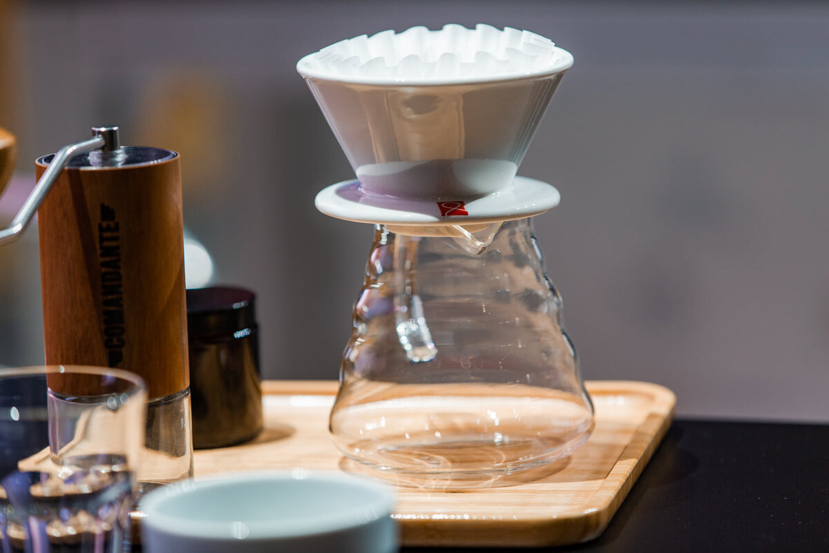 Воронка December Dripper Bottomless, фотография с чемпионата премии "Бариста года 2021", источник – https://www.facebook.com/media/set/?vanity=russianbaristadays