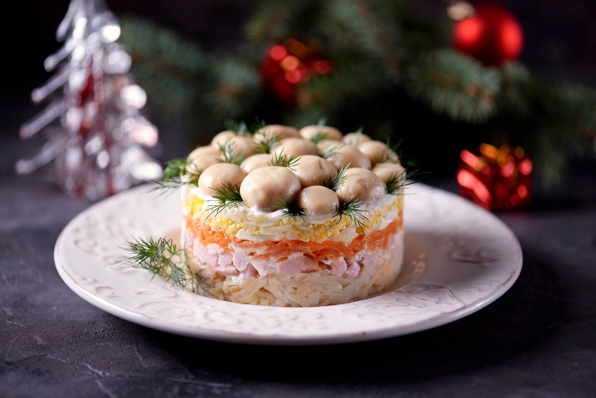 Салат с маринованными грибами и сыром за 15 минут – пошаговый рецепт приготовления с фото