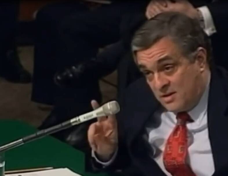 Директор ЦРУ Джордж Теннот