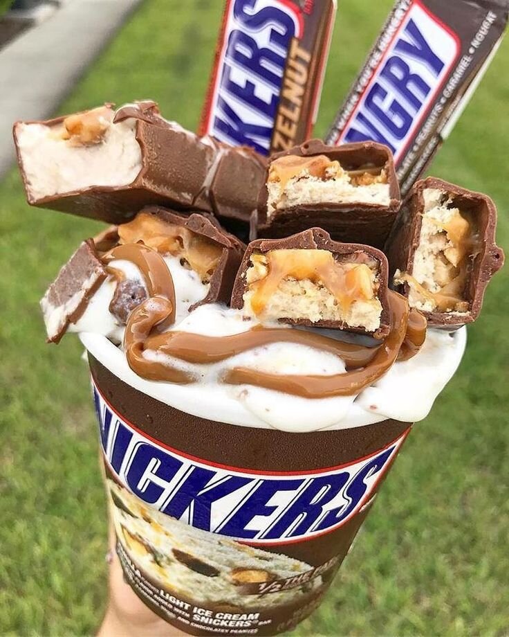 Сникерс snickers