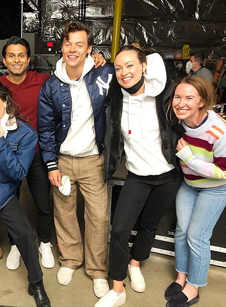 Гарри Стайлс и Оливия Уайлд на съемках "Не волнуйся, солнышко"