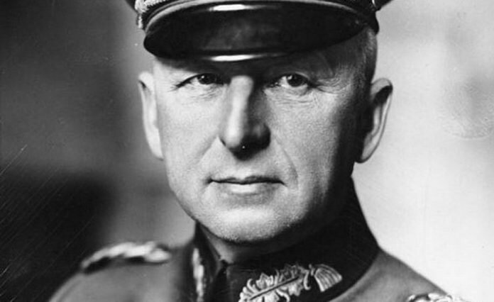 Эрих фон Манштейн. Источник фото: https://clck.ru/dZ5oX 