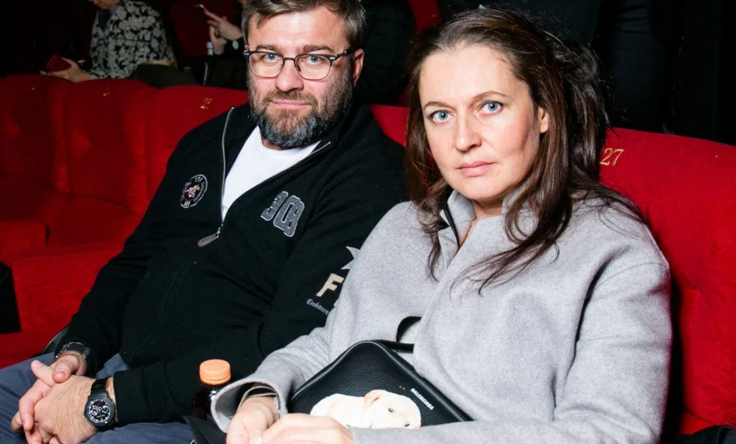 Жена михаила пореченкова. Жена михаила пореченкова сейчас. Жена пореченкова. Жена пореченкова. Пореченков семья.