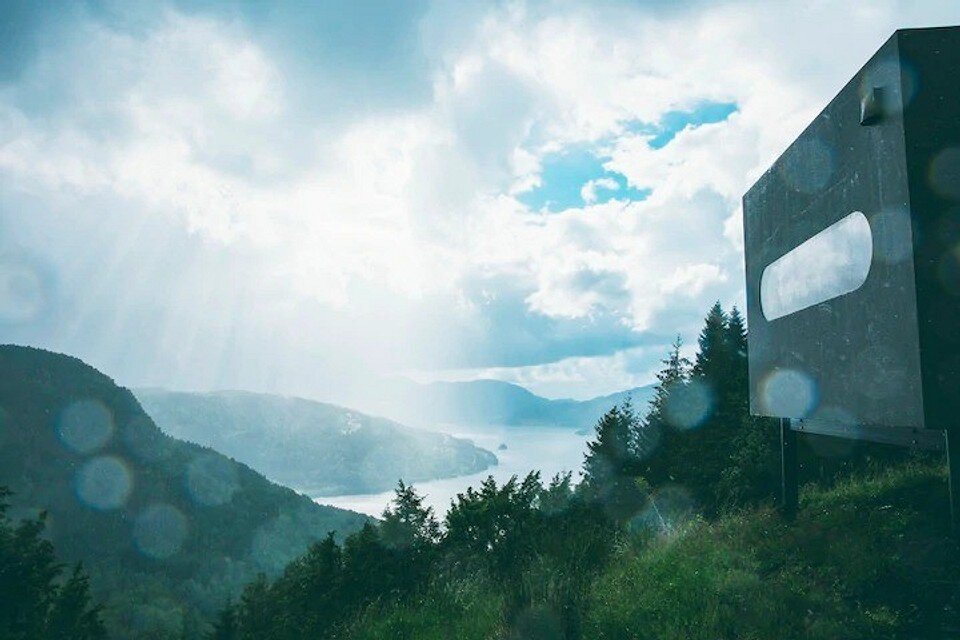    Airbnb/Amazing view of fjord & mountains glamping Birdbox