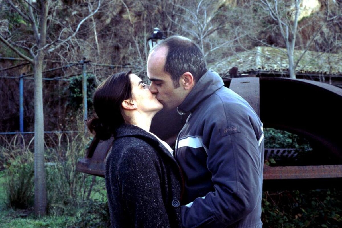 Кадр из фильма "Возьми мои глаза", 2003г. Испания. Режиссёр Исиар Больяин.