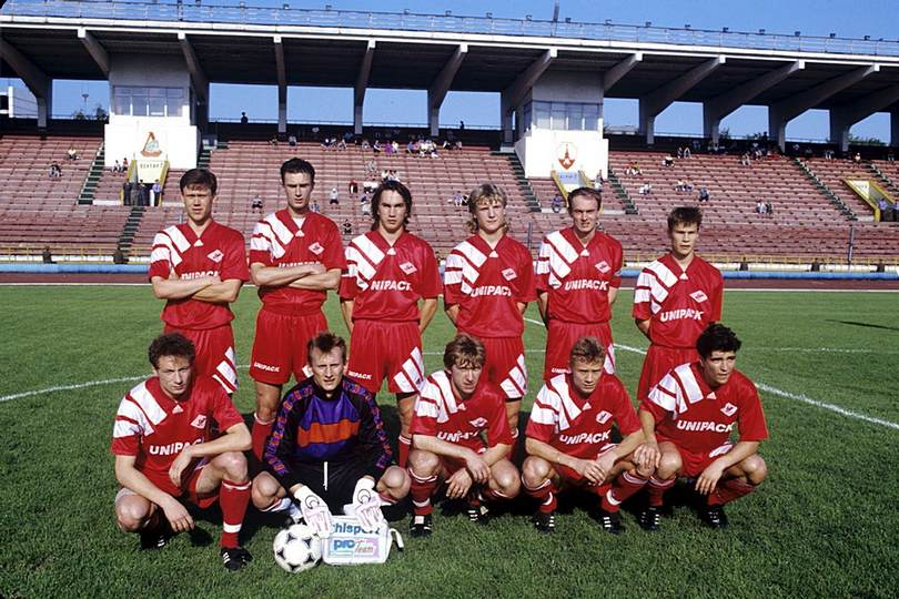 Источник: https://www.spartakworld.ru/fc-spartak/11986-fk-spartak-moskva-chempion-rossii-sezona-1993.html