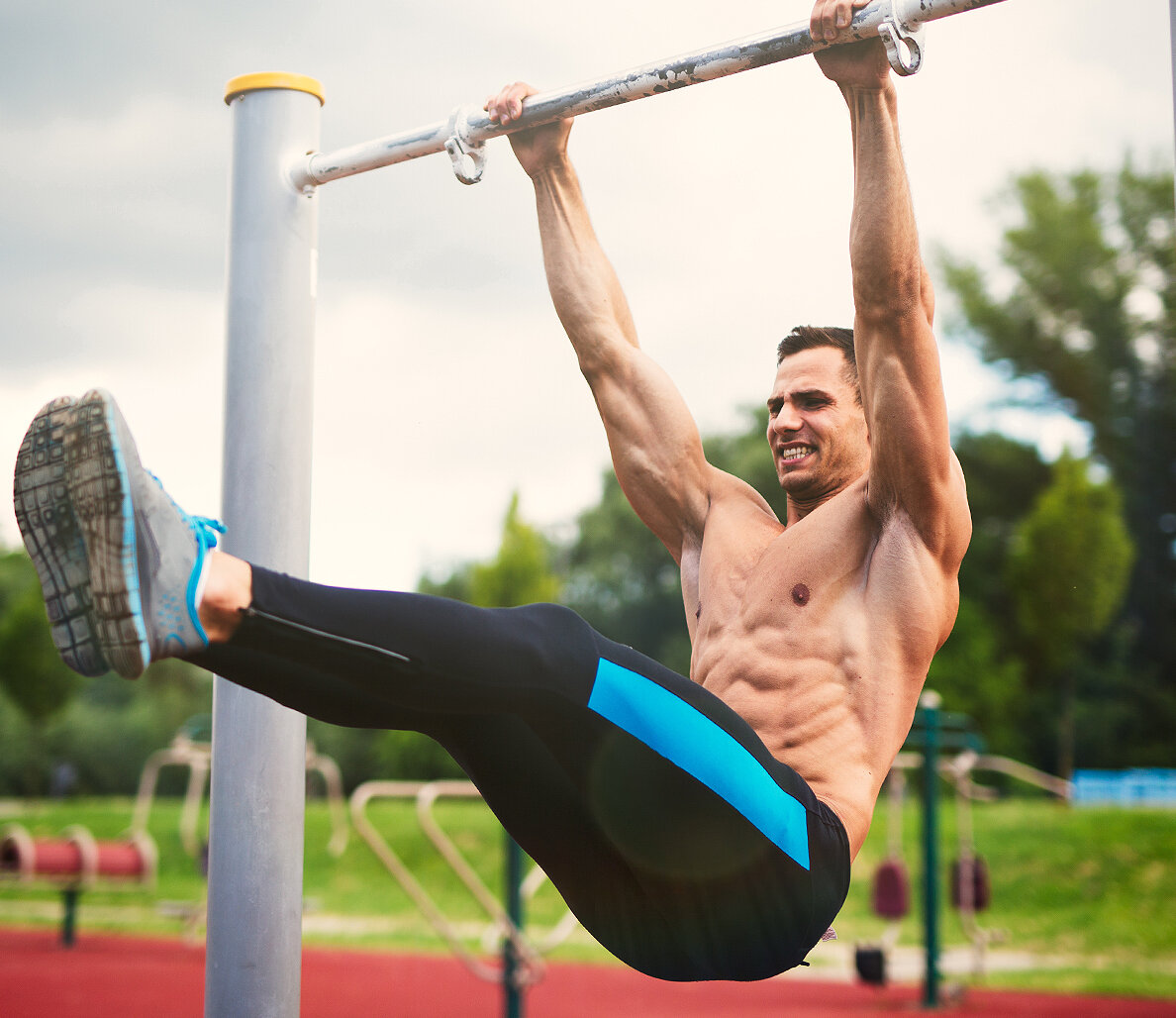 Workout level. Горизонт на турнике. Пресс на турнике. Упражнения на турнике.