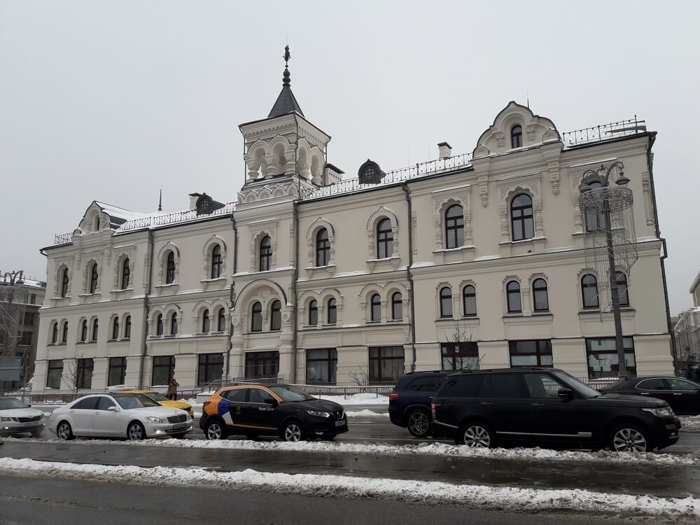 Политехнический музей, южный фасад. Фотография моя