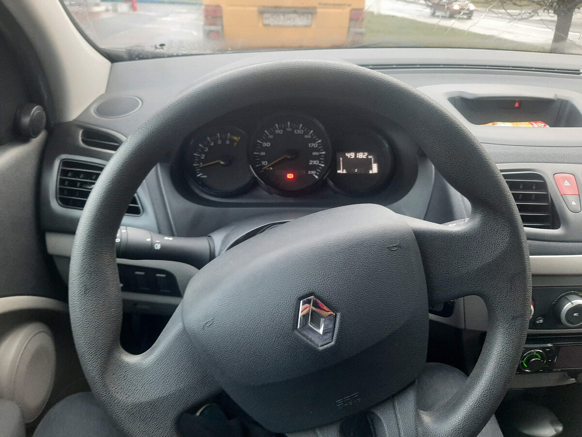 Фиксируем пробег. 49182 км у МРЭО, собственно, сразу после покупки