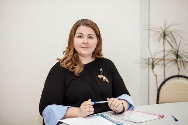 юрист Елена Никоненкова