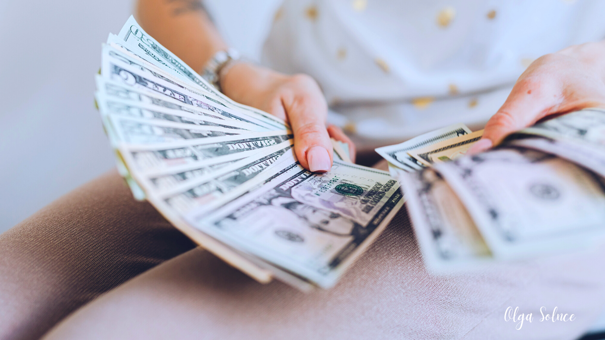 Как аффирмации способны повлиять на рост доходов