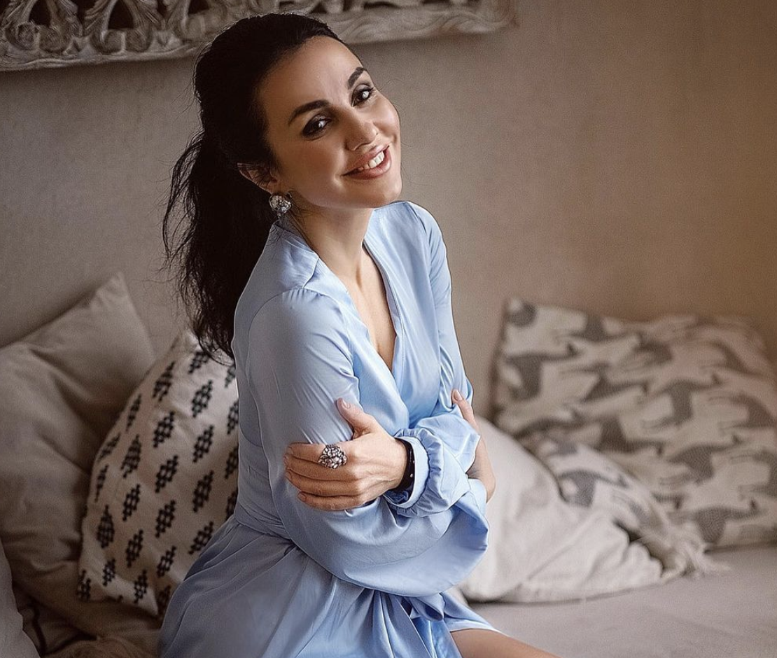 Юлия Хадарцева психолог расстановщик