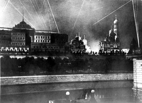 Кремль в июле 1941 года. Фото:ТАСС/Наум Грановский