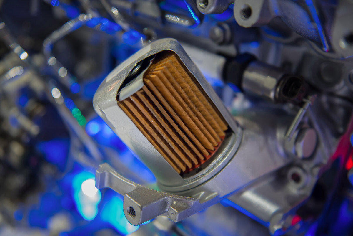 Как открутить масляный фильтр подручными средствами | Открытие | Авто ...