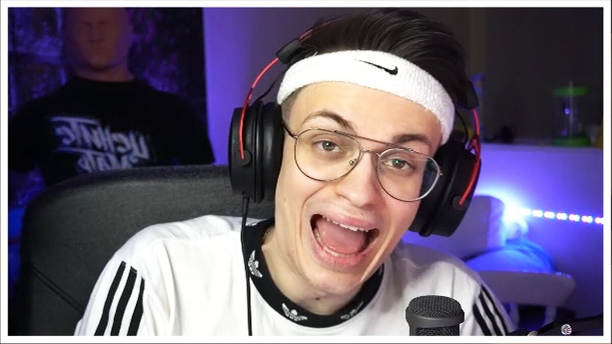 Вячеслав Леонтьев (Бустер)