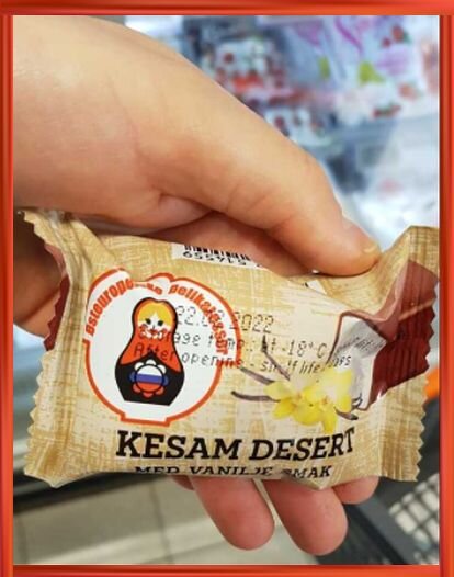 Матрёшка и российский флаг на "истинно латышских" творожных сырках. Фото:skaties.lv