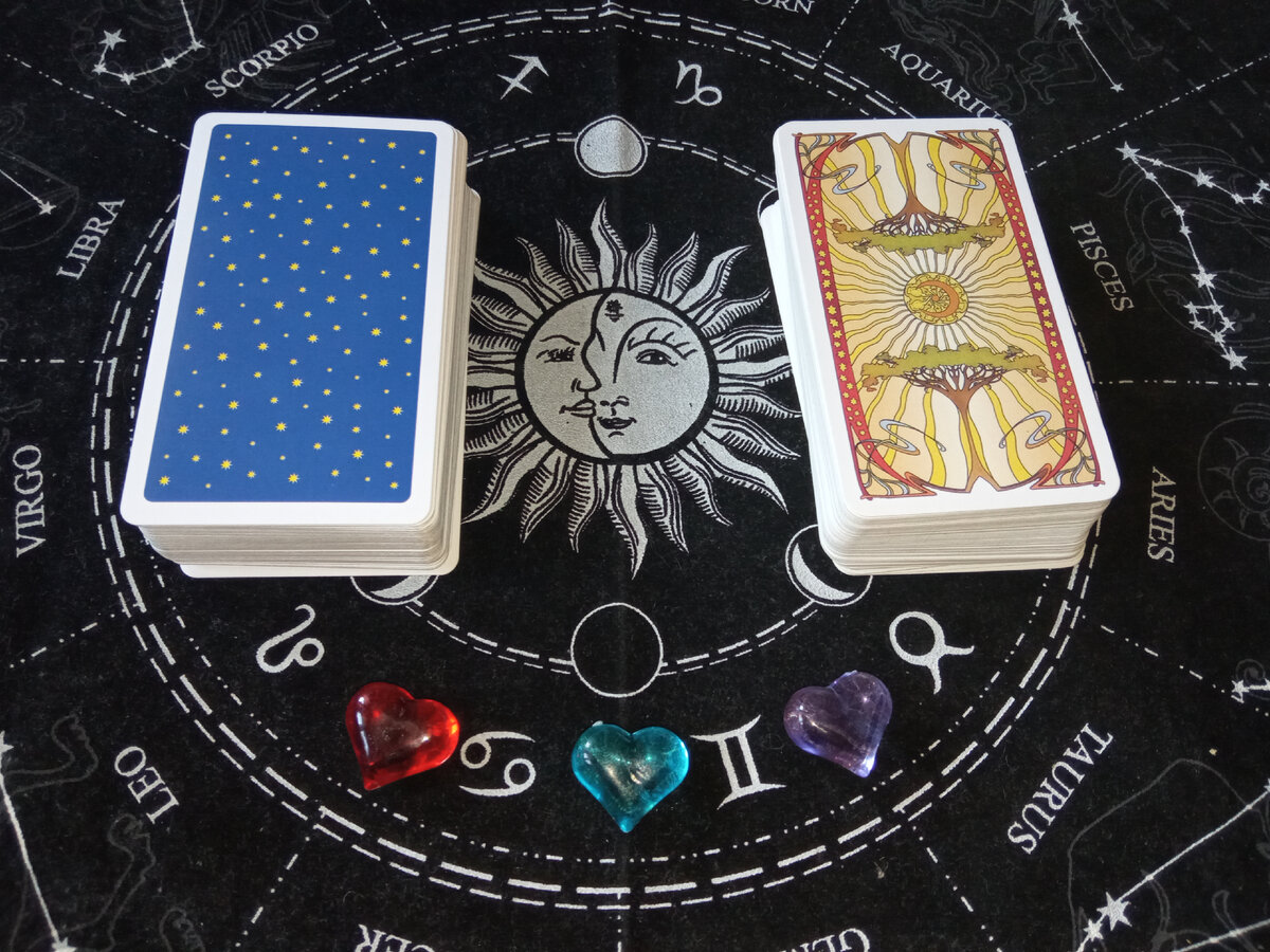 Какая колода ответит на Ваш вопрос? - фото автора