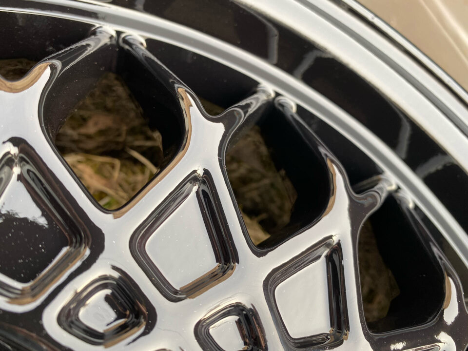 жалко диск? ищите резину с защитой диска.