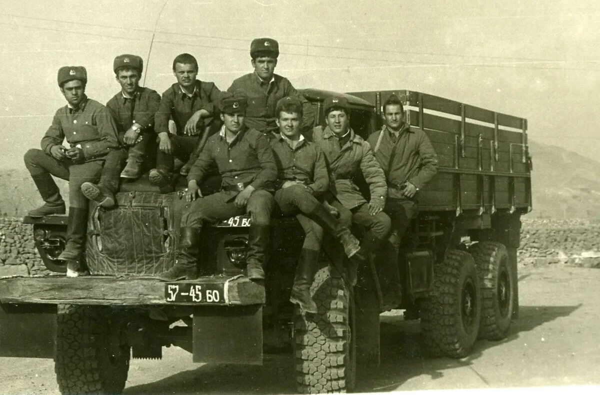 Служба в МНР...