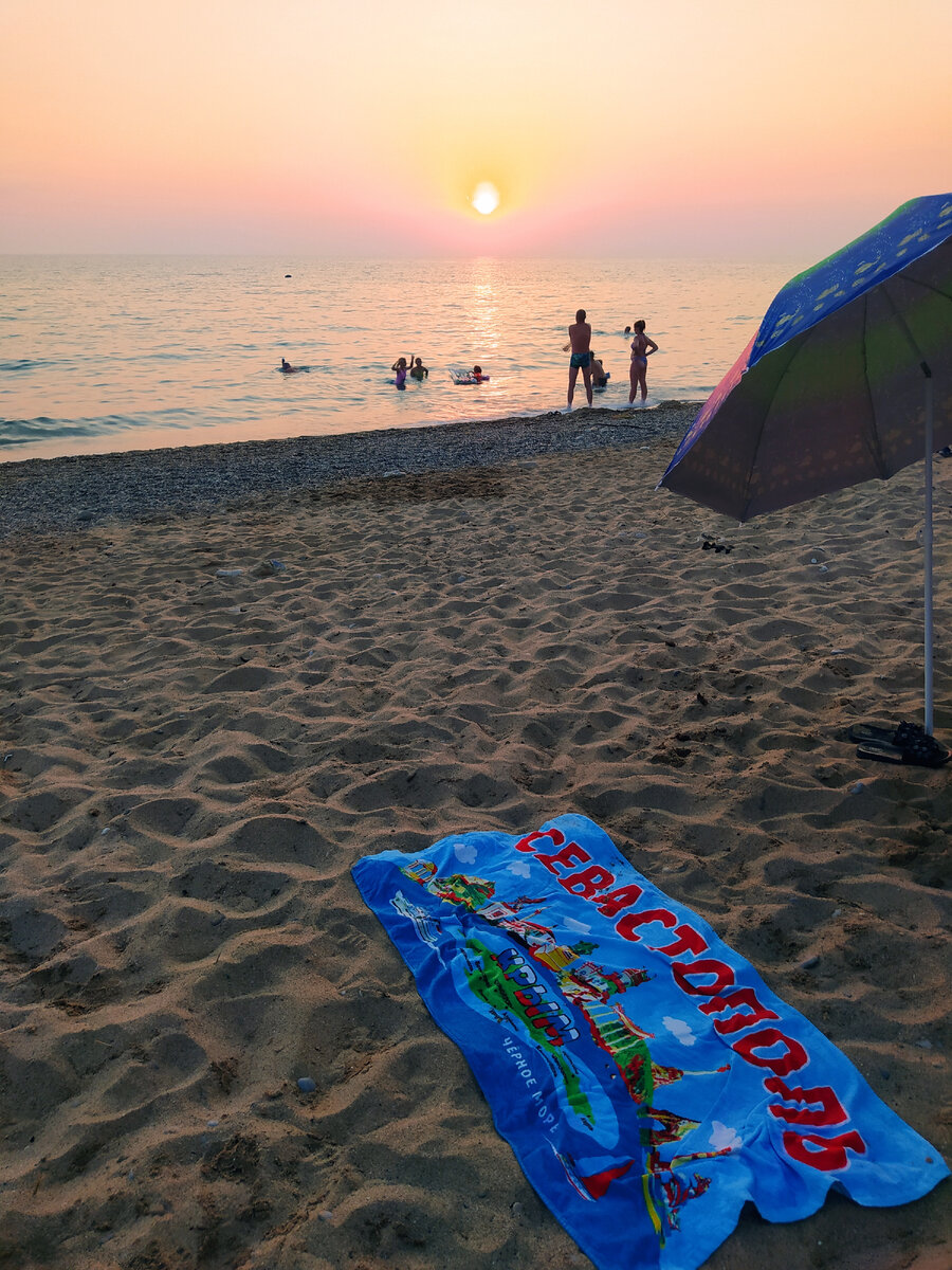 Вечер на пляже в Каче